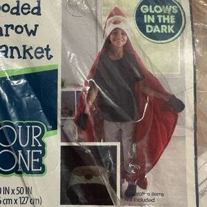 Santa Hooded Blanket NEW Glow in the Dark Lids Christmas Red